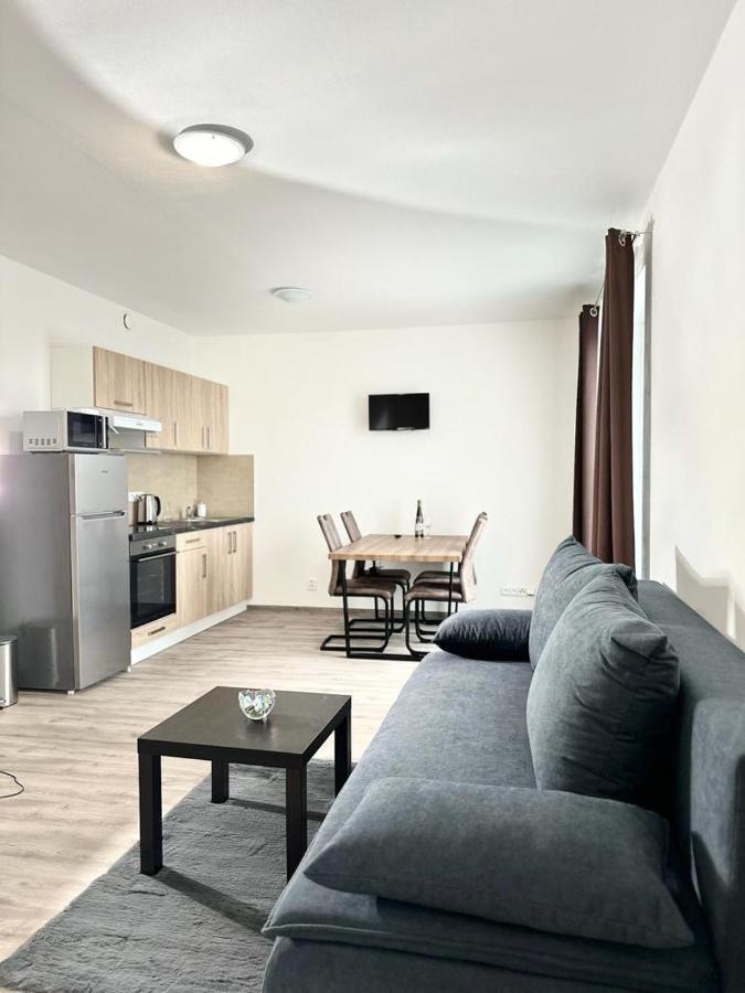 Sky Apartments 509 بلزن المظهر الخارجي الصورة